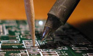 學(xué)習(xí)嵌入式 硬件好還是軟件好？年薪30W+的嵌入式工程師之路